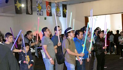 ¿Fan de Star Wars? Únete a las clases para usar sables de luz en CDMX