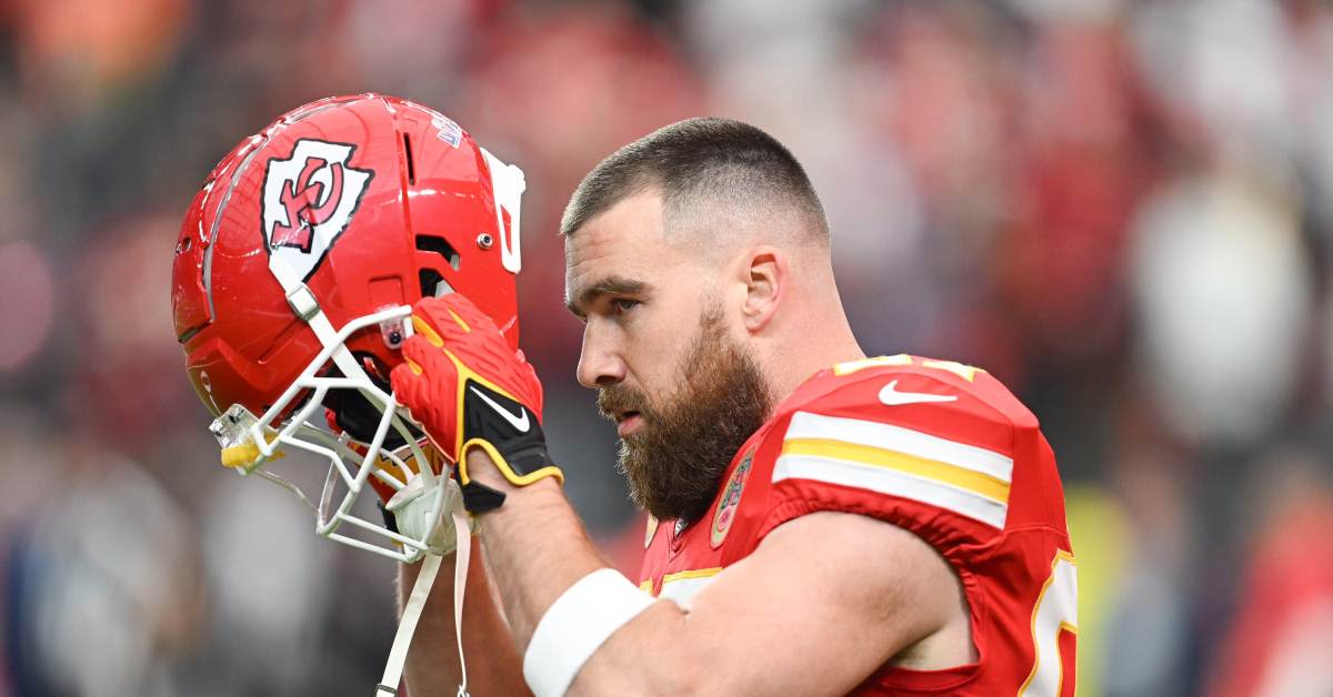 Fans Tease Travis Kelce for Looking ‘Distracted’ at Chiefs Practice