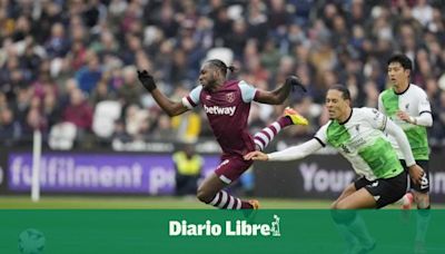 Liverpool empata en West Ham y el título de la Premier se le aleja