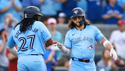 Bichette homers and drives in three, Bassitt pitches 7 innings as Blue Jays rout White Sox 9-2