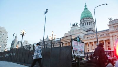 Diputados vota hoy el texto de la ley Bases aprobado en el Senado; ATE marcha frente al Congreso; hubo un intento de golpe de Estado en Bolivia