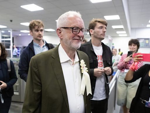 El exlíder laborista Jeremy Corbyn se impone en Londres al candidato de su antiguo partido