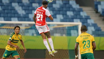 Internacional vence na Arena, sobe na tabela do Brasileiro e Cuiabá segue sem vencer na competição