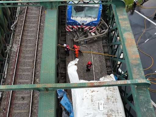 Siguen internados 14 de los heridos que dejó choque de trenes en Buenos Aires