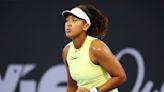 Naomi Osaka regresa a la élite del tenis tras su maternidad: gana 1er duelo en Brisbane