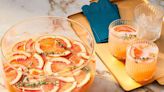 26 Christmas Punch Recipes That Help You Celebrate the Season