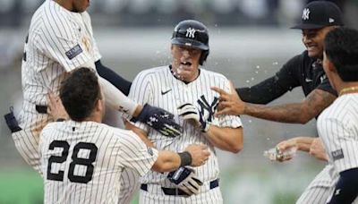 LeMahieu’s single in the 10th inning gives the Yankees 4-3 win over the Blue Jays