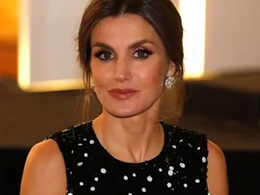 Letizia Ortiz se puso esta blusa y fue tema viral en las redes sociales