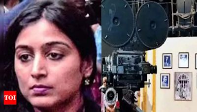 Tamil filmmaker slapped me publicly: Actor Padmapriya | Kozhikode News - Times of India