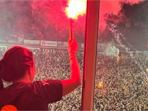 El Galatasaray de Mauro Icardi salió campeón y Wanda Nara enloqueció en los festejos: “Mi lado barra brava”