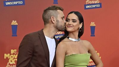 'Bachelor' alum Nick Viall marries longtime girlfriend Natalie Joy