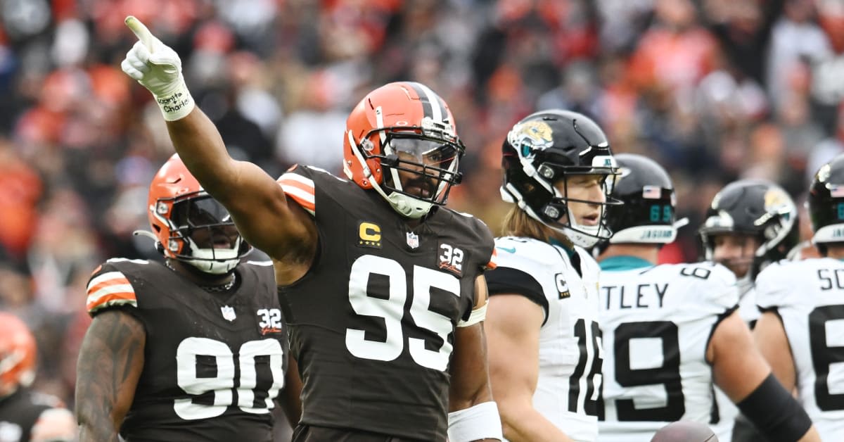 Browns Defensive Line Earns Top 5 Rating from PFF
