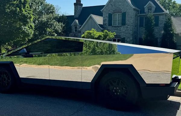This Perfectly Polished Cybertruck Looks Like a Real Hazard on the Road