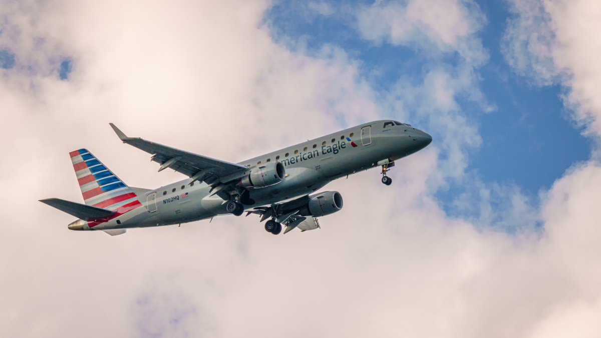 Flight diverted to Buffalo after man exposes himself, urinates in airplane aisle: Feds