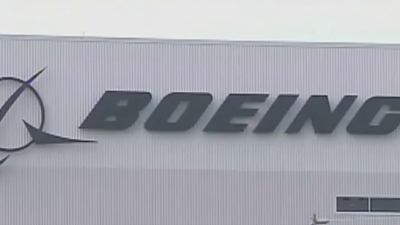 Boeing has a 'moral compass problem,' veteran pilot argues