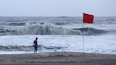 Cyclone likely to hit India's west coast, south Pakistan on Thursday