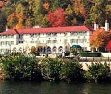 NC inn where ‘Dirty Dancing’ cast, Franklin D. Roosevelt stayed just sold for millions