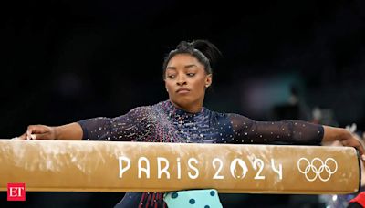 Simone Biles and Shaquille O’Neal’s image depicting their height difference resurfaces amid Paris Olympics action - The Economic Times