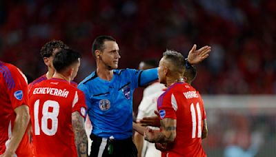 Golpe al mentón de la era Gareca: Chile se va de la Copa América sin gol y con mucha frustración - La Tercera