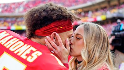 Chiefs QB Patrick Mahomes & Wife Brittany Reveal Gender of Baby No. 3