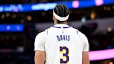 Lakers star Anthony Davis leaves game vs. Cavaliers early with flu-like symptoms