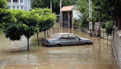 Al menos siete muertos y tres desaparecidos en inundaciones en el este de Irán