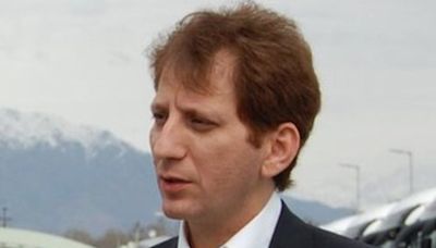 Iran commutes billionaire Babak Zanjani’s death sentence to 20-year jail term