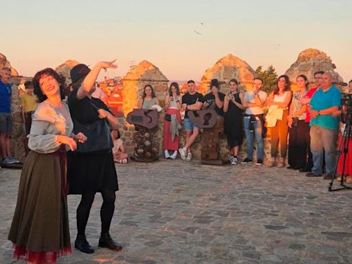 Las visitas teatralizadas nocturnas a la Muralla recordarán el rodaje de 'Orgullo y pasión'