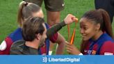 La surrealista imagen de la entrega de medallas en la final de Copa de la Reina: ¿discriminación o chapuza?