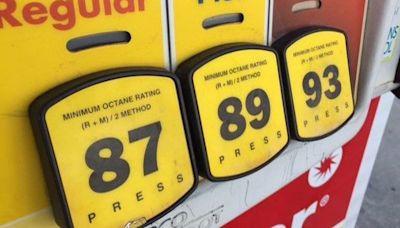 Gas prices holding nearly steady as Memorial Day holiday nears