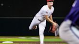 Sooners' six-run lead slips away late in loss to Bearcats