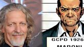 Batman: Clancy Brown interpretará a Salvatore Maroni en la serie de El Pingüino