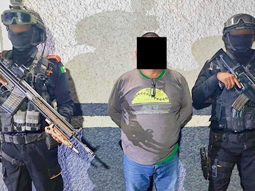 Sorprenden autoridades de Nuevo León a hombre robando hidrocarburo