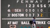 Red Sox knock Mariners ace out of game in explosive 14-run rout