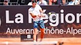 Tomás Etcheverry debutó con triunfo en el Roland Garros