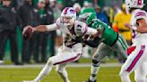 Bills defensive end Shaq Lawson confronts, appears to shove fan during loss to Eagles