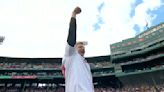 Rob Gronkowski had one of most unique ceremonial first pitches ever