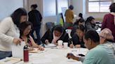 En Chicago ofrecen clases de inglés gratis para latinos: cómo y quiénes pueden sumarse