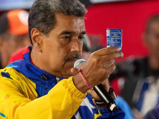 Gobierno de Maduro acusa al Centro Carter de prestarse para un "golpe de Estado" en Venezuela