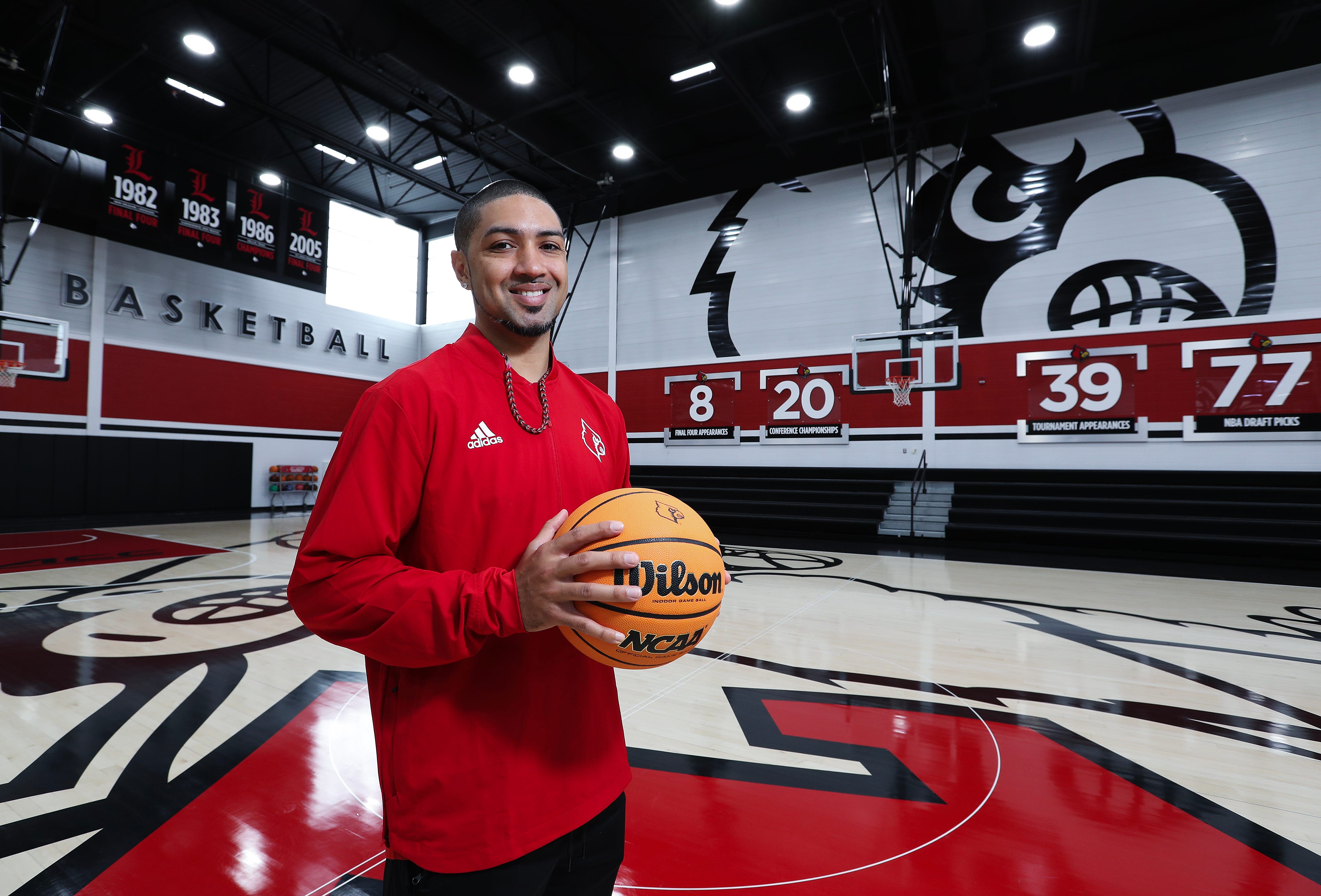 Peyton Siva writing next chapter with Louisville basketball as part of Pat Kelsey's staff