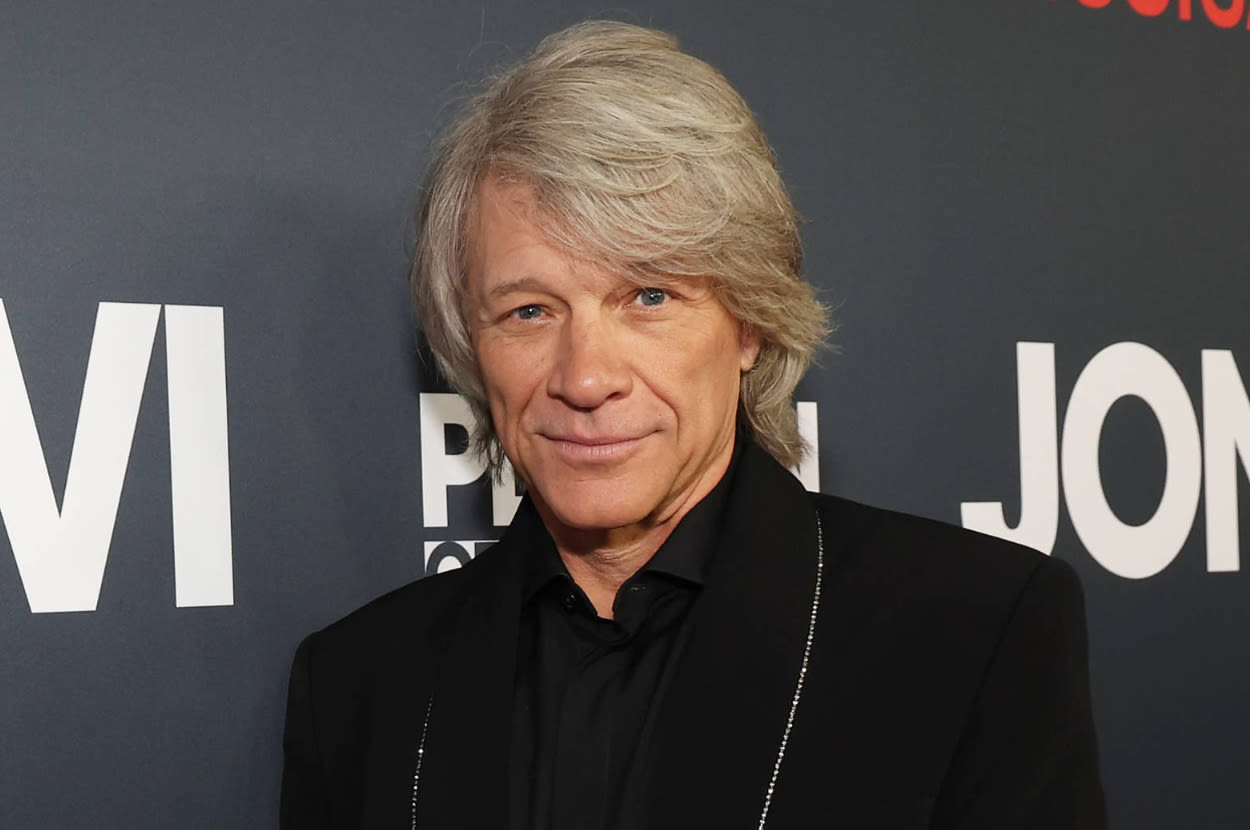 Jon Bon Jovi Was Thanked By The Nashville Police For Helping Talk A Woman Off A Bridge Ledge