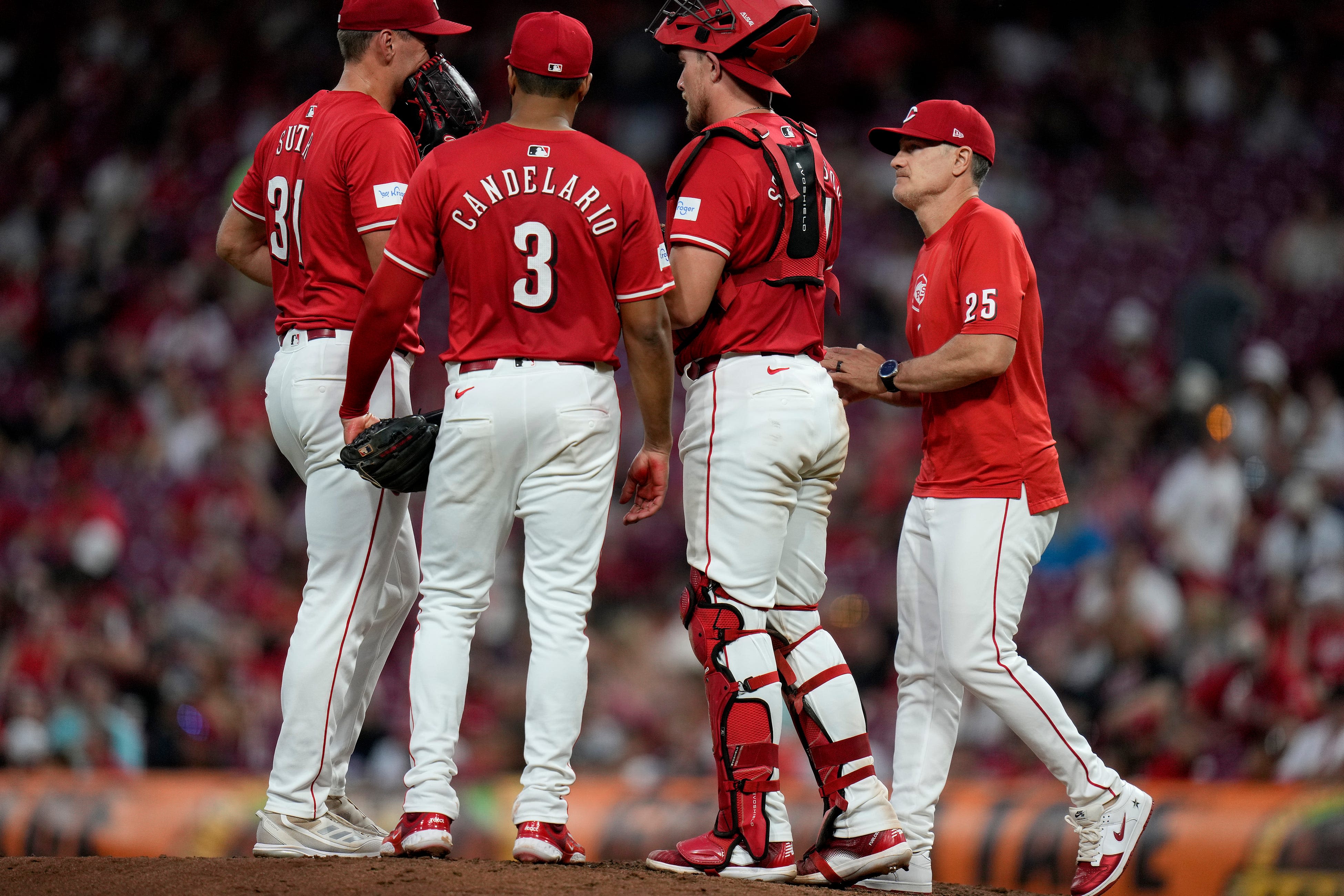 Williams: Cincinnati Reds fans tiring of manager David Bell's overly positive comments