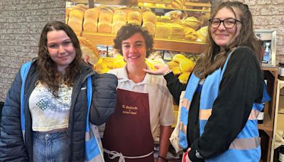 Fans hit the Harry Styles trail on hometown tours
