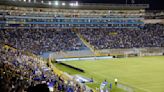 Al menos 12 personas mueren tras estampida en estadio de fútbol en El Salvador