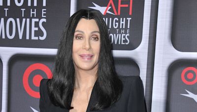 Cher deja muy claro por qué no sale con hombres de su edad: 'Están todos muertos'