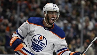 Edmonton Oilers place Evander Kane on long-term injured reserve, sign Dermott | Globalnews.ca