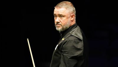 Stephen Hendry turns down two-year tour card invitation from World Snooker