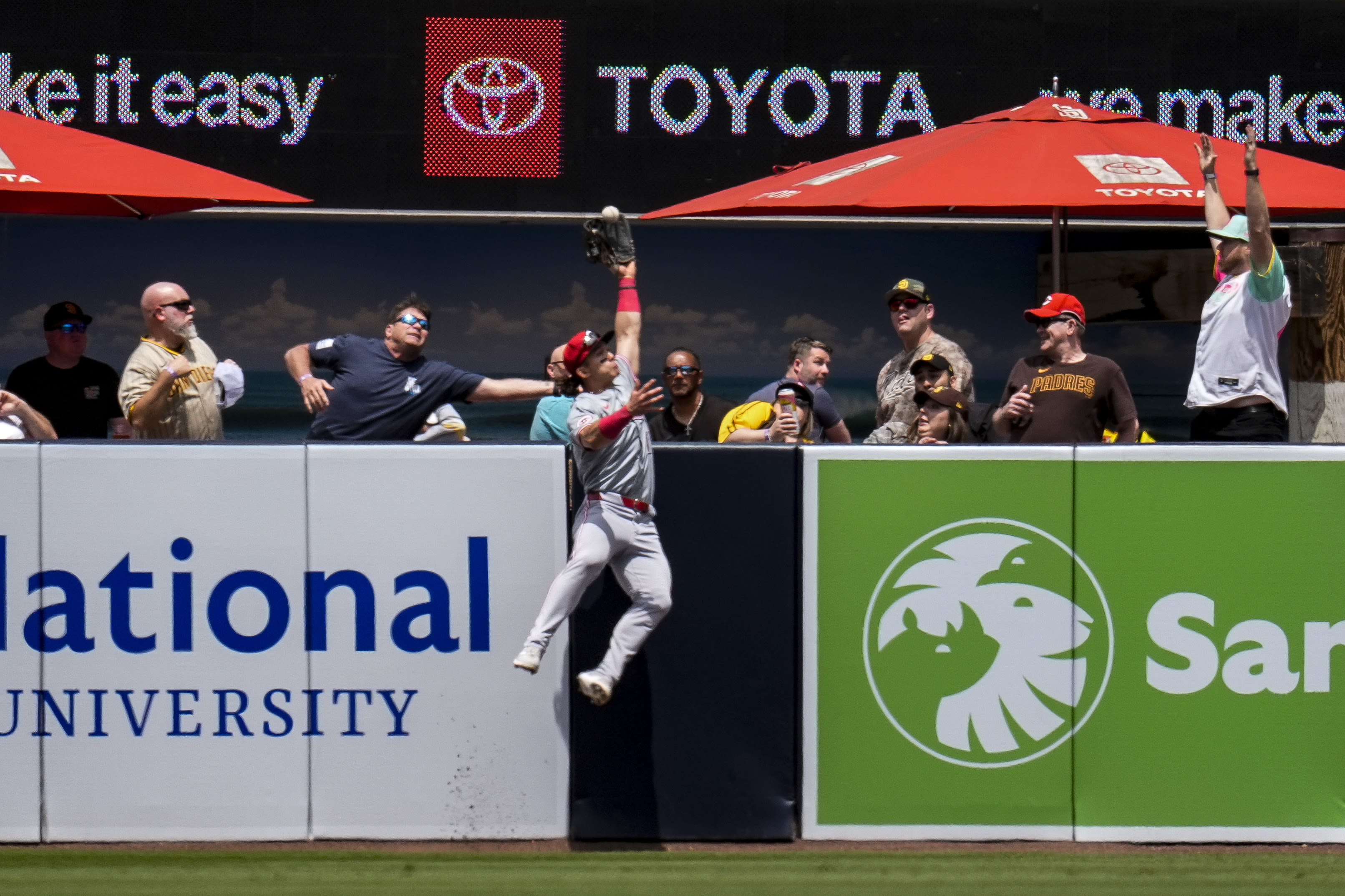 Stuart Fairchild's sensational catch robs Manny Machado of a 3-run homer