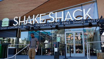Shake Shack reveals plans to open first Canadian location in downtown Toronto