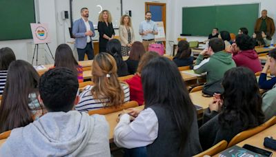 PP y VOX vetan en Valdemorillo una charla sobre la protección a la población trans: "Es un tema delicado que afecta al bienestar de la infancia y juventud"